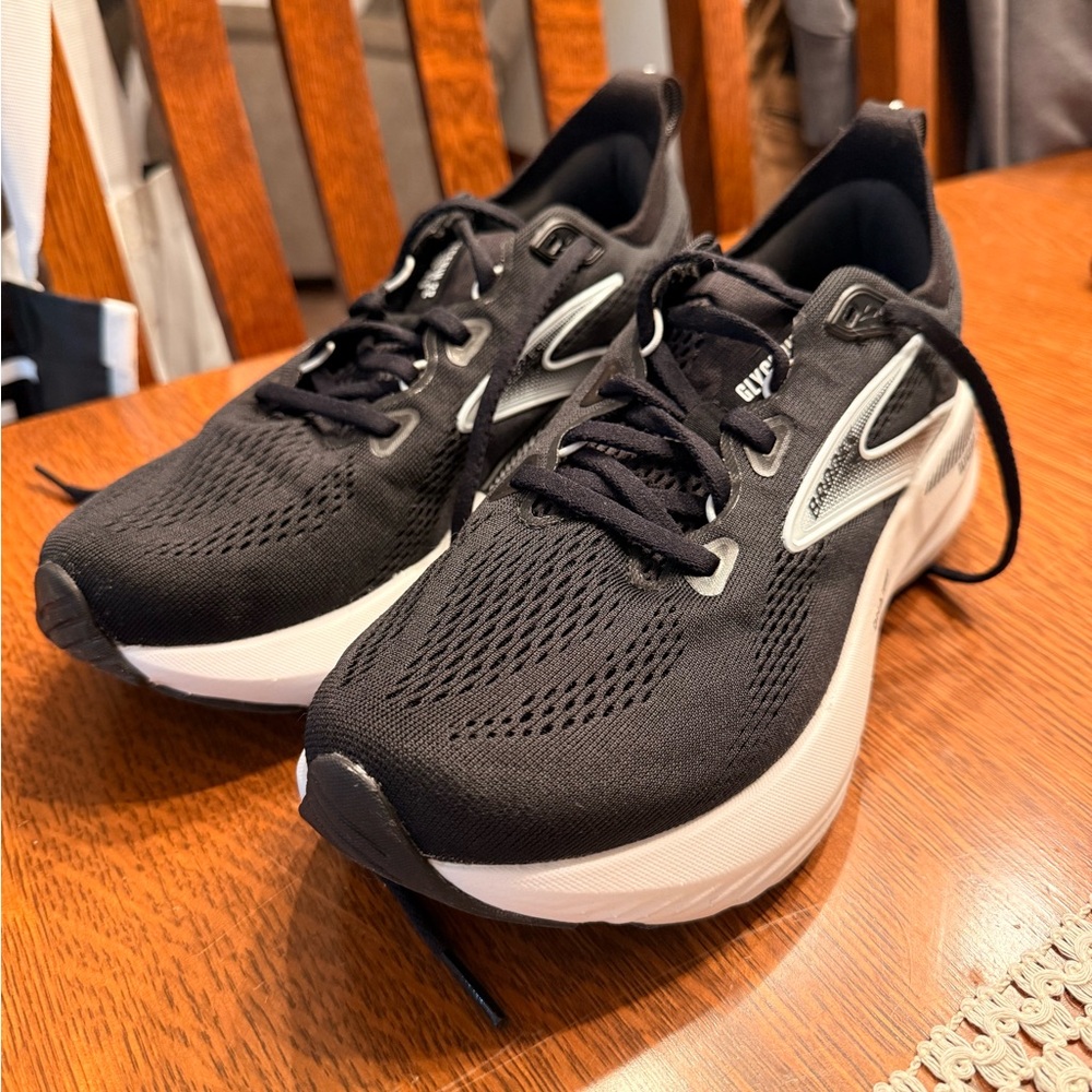 Brooks Women’s Black Running Shoes